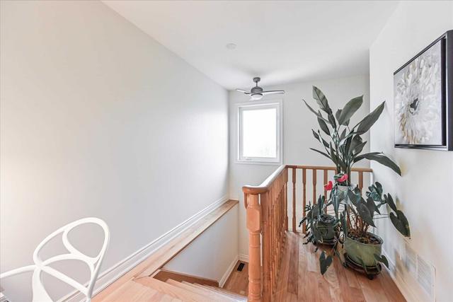 295 Strathmore Blvd, House detached with 3 bedrooms, 3 bathrooms and 5 parking in Toronto ON | Image 14