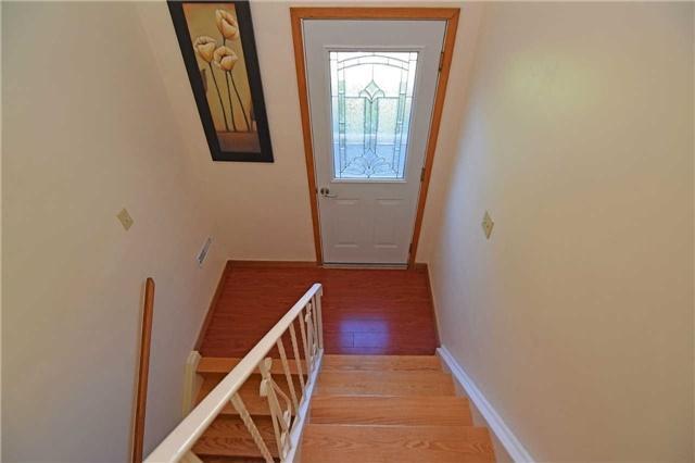 3642 Broomhill Cres, House semidetached with 3 bedrooms, 2 bathrooms and 4 parking in Mississauga ON | Image 12