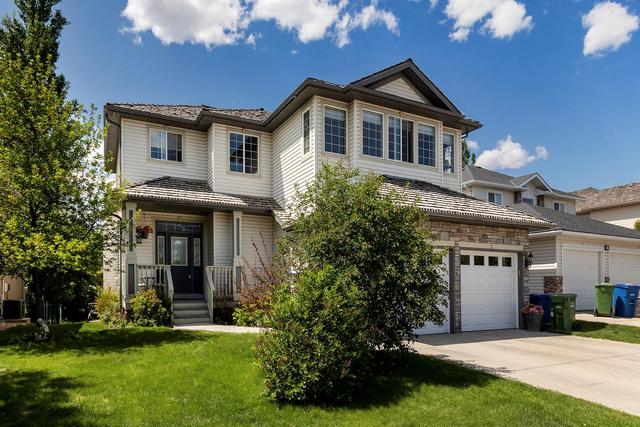 717 Woodside Bay Nw, House detached with 4 bedrooms, 3 bathrooms and 4 parking in Airdrie AB | Image 1