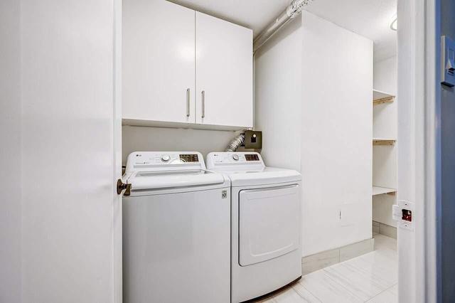 820 - 551 The West Mall, Condo with 2 bedrooms, 1 bathrooms and 1 parking in Toronto ON | Image 18