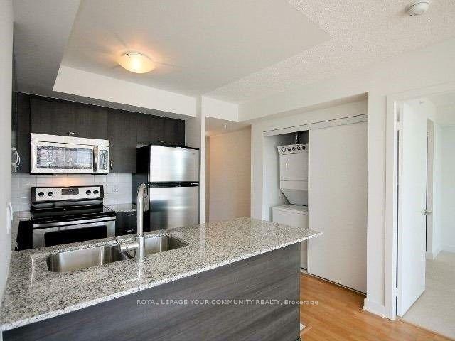 1001 - 5740 Yonge St, Condo with 2 bedrooms, 2 bathrooms and 1 parking in Toronto ON | Image 3