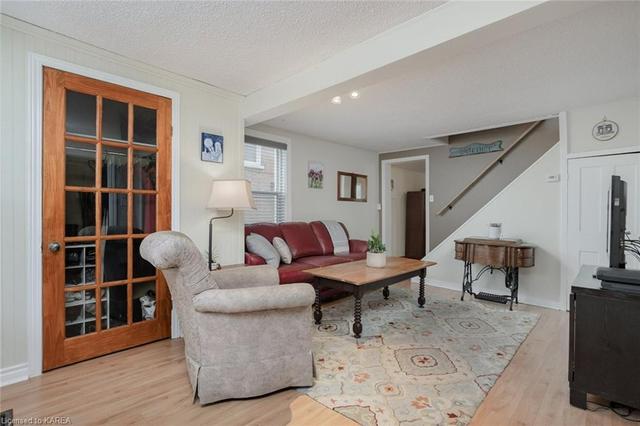 293 Montreal Street, House detached with 2 bedrooms, 1 bathrooms and 1 parking in Kingston ON | Image 18