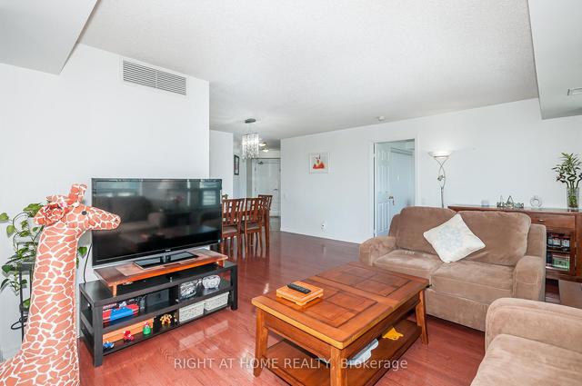 2703 - 33 Empress Ave, Condo with 2 bedrooms, 2 bathrooms and 1 parking in Toronto ON | Image 11