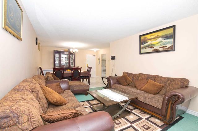 ph-11 - 390 Dixon Rd, Condo with 3 bedrooms, 2 bathrooms and 1 parking in Toronto ON | Image 9