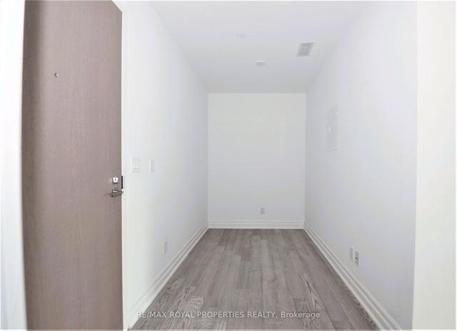 303b - 8 Rouge Valley Dr, Condo with 1 bedrooms, 2 bathrooms and 1 parking in Markham ON | Image 5