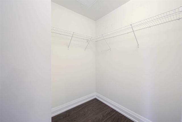 1105 - 2 Anndale Dr, Condo with 2 bedrooms, 2 bathrooms and 1 parking in Toronto ON | Image 3