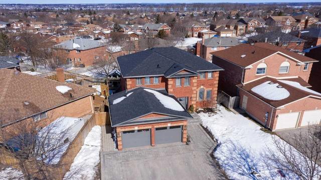 33 Golden Meadow Rd, House detached with 4 bedrooms, 4 bathrooms and 5 parking in Barrie ON | Image 23