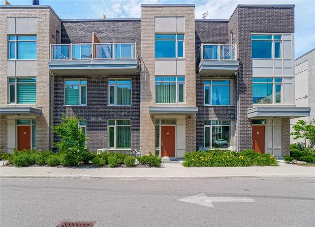 55 - 35 Applewood Lane, Townhouse with 3 bedrooms, 3 bathrooms and 1 parking in Toronto ON | Image 1
