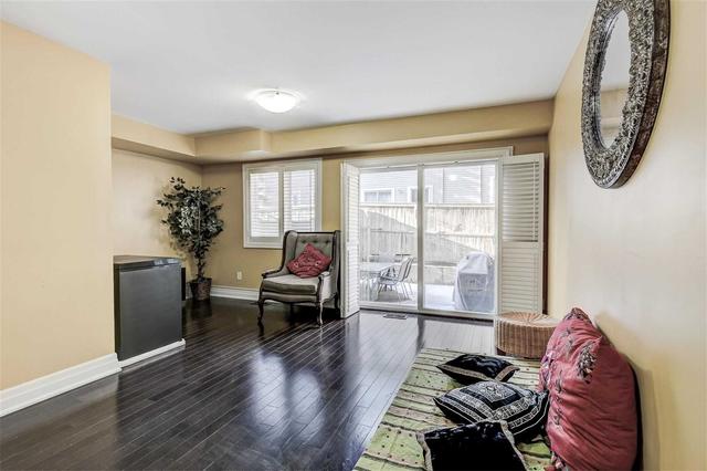 26 Camps Lane, House attached with 3 bedrooms, 3 bathrooms and 2 parking in Toronto ON | Image 4