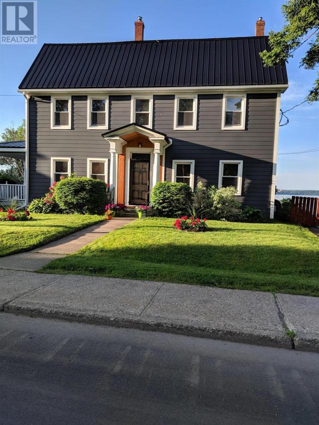 167 Water Street, House detached with 4 bedrooms, 2 bathrooms and null parking in Pictou NS | Card Image