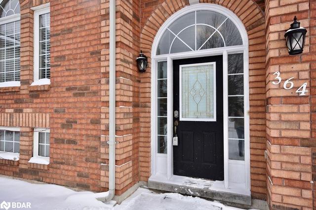 364 Emms Drive, House detached with 4 bedrooms, 2 bathrooms and 4 parking in Barrie ON | Image 8