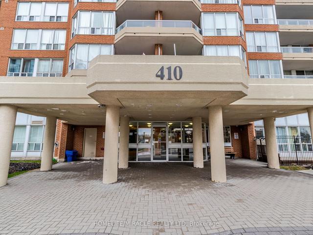 1206 - 410 Mclevin Ave, Condo with 2 bedrooms, 2 bathrooms and 1 parking in Toronto ON | Image 12