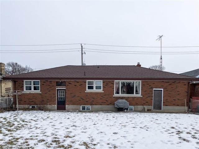 40 North Park Street, House detached with 4 bedrooms, 2 bathrooms and null parking in Brantford ON | Image 5
