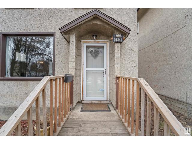 10844 93 St Nw, House detached with 3 bedrooms, 2 bathrooms and null parking in Edmonton AB | Image 3