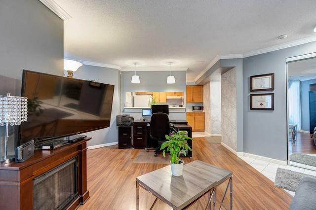 322 - 24 Wellesley St W, Condo with 1 bedrooms, 1 bathrooms and 0 parking in Toronto ON | Image 4
