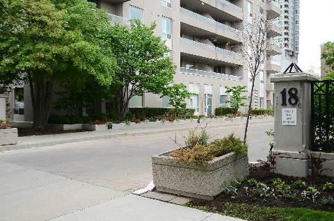 207 - 18 Hillcrest Ave, Condo with 2 bedrooms, 2 bathrooms and 1 parking in Toronto ON | Image 1