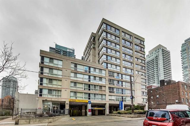 th5 - 11 Broadway Ave, Condo with 2 bedrooms, 2 bathrooms and 1 parking in Toronto ON | Image 1