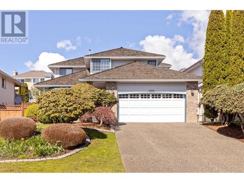 3315 Hyde Park Place, House detached with 5 bedrooms, 4 bathrooms and 6 parking in Coquitlam BC | Card Image