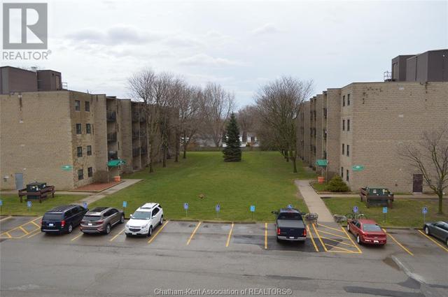305 - 140 Park Avenue East, Condo with 1 bedrooms, 1 bathrooms and null parking in Chatham Kent ON | Image 2