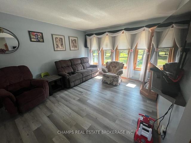 2528 Dawson Rd, House detached with 3 bedrooms, 2 bathrooms and 50 parking in Thunder Bay ON | Image 33