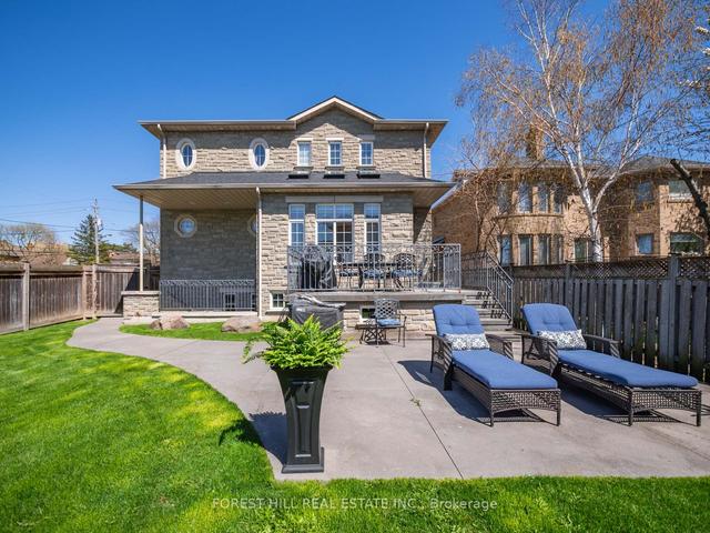 18 Highland Hill, House detached with 4 bedrooms, 5 bathrooms and 4 parking in Toronto ON | Image 30