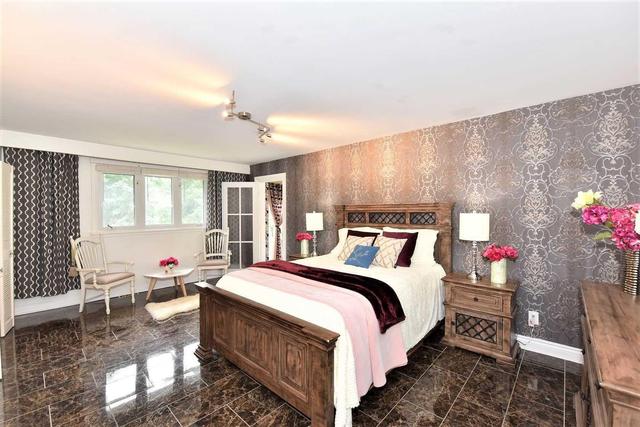 91 Comay Rd, House detached with 4 bedrooms, 4 bathrooms and 5 parking in Toronto ON | Image 11