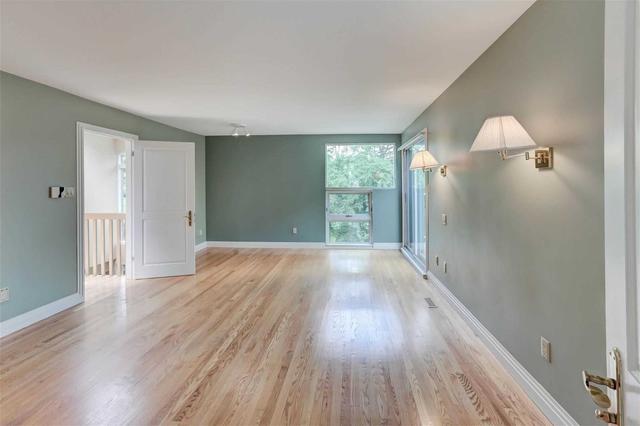 112 Rathburn Rd, House detached with 4 bedrooms, 5 bathrooms and 8 parking in Toronto ON | Image 30