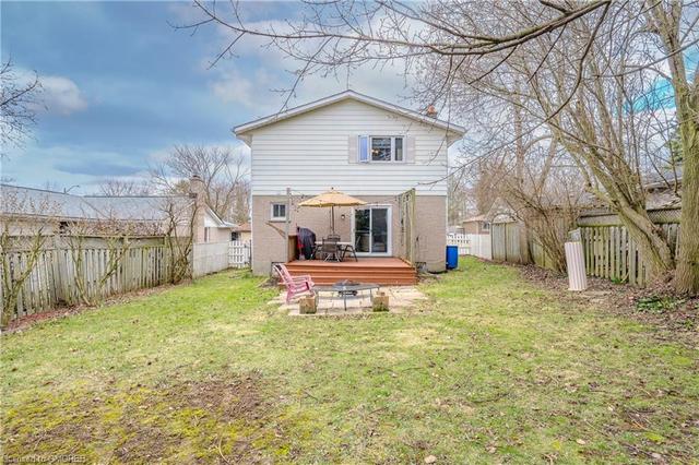 276 Westwood Drive, House detached with 3 bedrooms, 2 bathrooms and 3 parking in Kitchener ON | Image 41