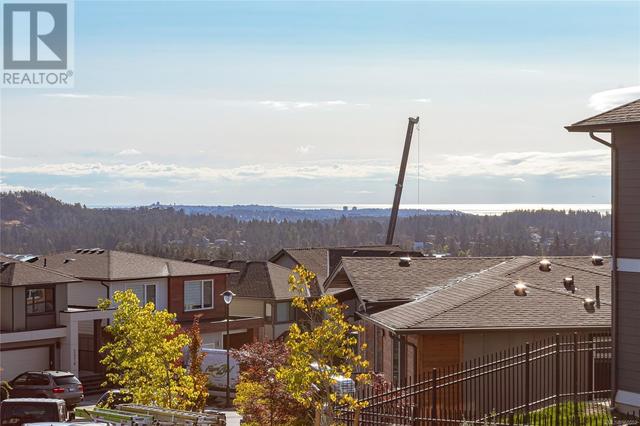 2406 Azurite Cres, House detached with 5 bedrooms, 3 bathrooms and 4 parking in Langford BC | Image 33