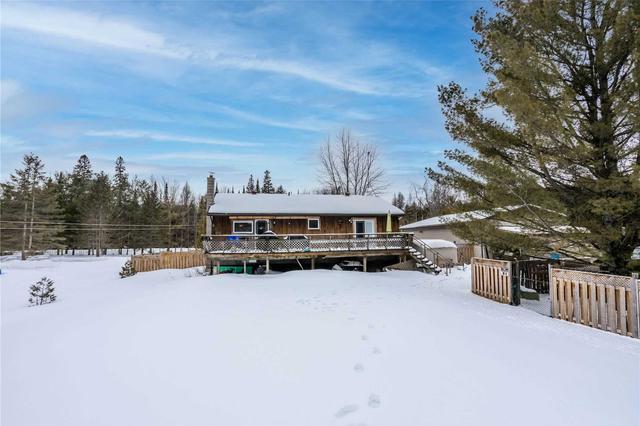 177 Medonte Side Road 2 Sdrd, House detached with 3 bedrooms, 2 bathrooms and 20 parking in Oro Medonte ON | Image 34