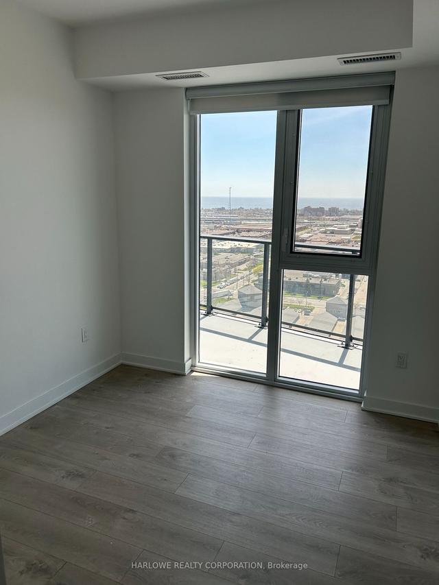 2409 - 36 Zorra St, Condo with 2 bedrooms, 2 bathrooms and 1 parking in Toronto ON | Image 19