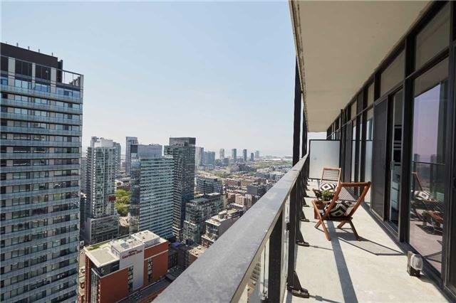 lph12 - 125 Peter St, Condo with 3 bedrooms, 2 bathrooms and 1 parking in Toronto ON | Image 15