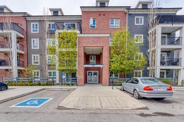 4110, - 279 Copperpond Common Se, Condo with 2 bedrooms, 2 bathrooms and 1 parking in Calgary AB | Card Image