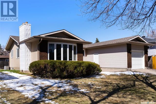6 Marquis Crescent, House detached with 3 bedrooms, 2 bathrooms and null parking in Regina SK | Image 3