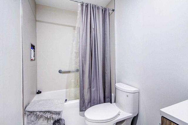 301 - 223 St Clair Ave W, Condo with 1 bedrooms, 1 bathrooms and 0 parking in Toronto ON | Image 11