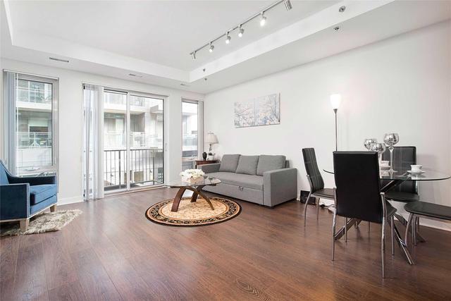 Th 3 - 127 Queen St E, Condo with 2 bedrooms, 3 bathrooms and null parking in Toronto ON | Image 2