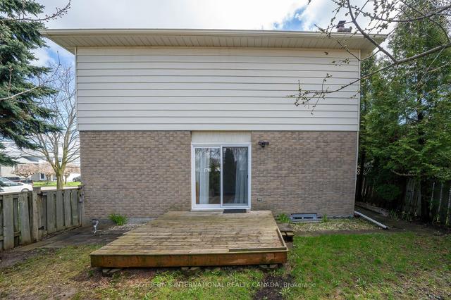 111 Wood Cres, House detached with 3 bedrooms, 3 bathrooms and 5 parking in Bradford West Gwillimbury ON | Image 20