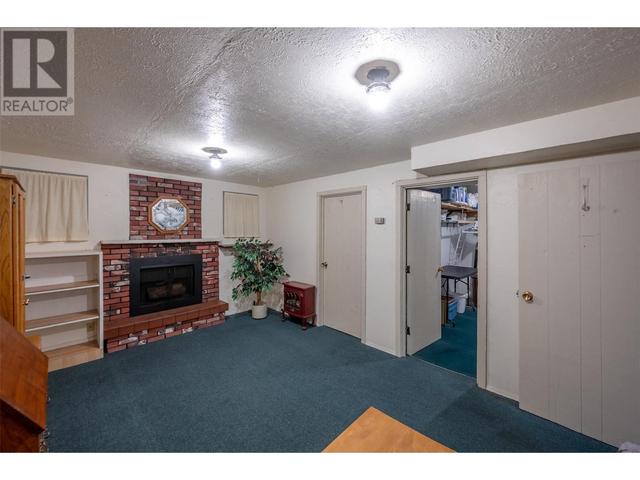 2515 Mckenzie Street, House detached with 3 bedrooms, 1 bathrooms and null parking in Penticton BC | Image 37