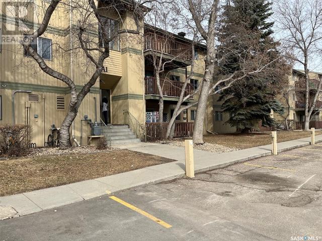203a1 - 1121 Mckercher Drive, Condo with 2 bedrooms, 1 bathrooms and null parking in Saskatoon SK | Image 3