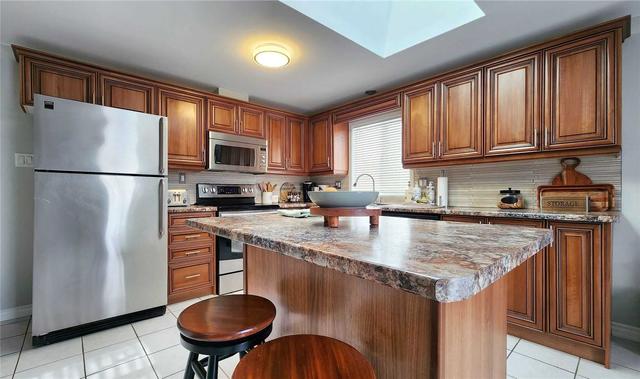 518 Leacock Dr, House detached with 3 bedrooms, 3 bathrooms and 4 parking in Barrie ON | Image 8