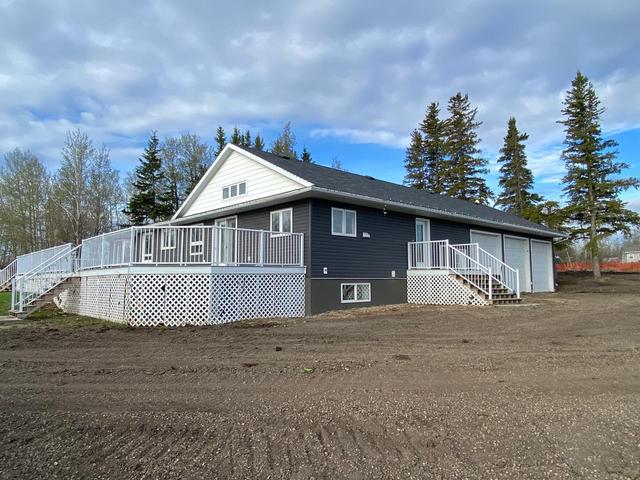 720076 Rge Rd 82, House detached with 4 bedrooms, 3 bathrooms and null parking in Grande Prairie County No. 1 AB | Image 31