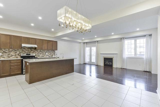 118 Livante Crt, House semidetached with 4 bedrooms, 4 bathrooms and 2 parking in Markham ON | Image 16