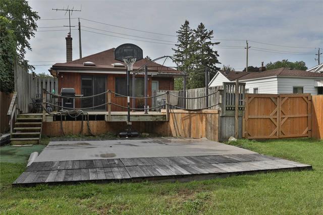 113 Morton Ave, House detached with 2 bedrooms, 2 bathrooms and 2 parking in Brantford ON | Image 25