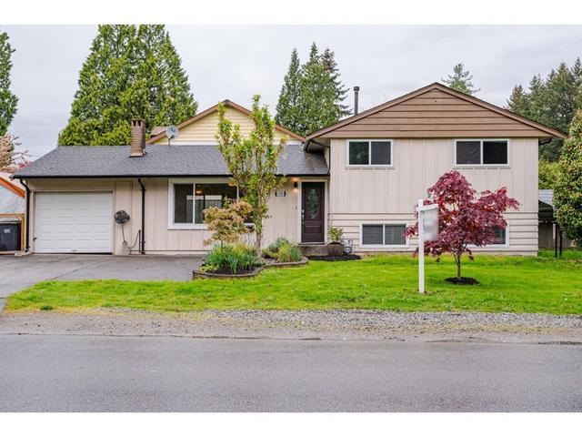 1585 Lincoln Avenue, House detached with 4 bedrooms, 2 bathrooms and null parking in Port Coquitlam BC | Image 2