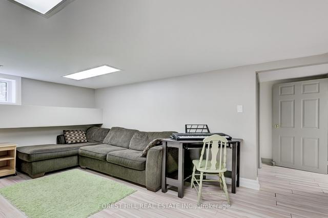 54 Broda Dr, House detached with 3 bedrooms, 3 bathrooms and 8 parking in Vaughan ON | Image 14