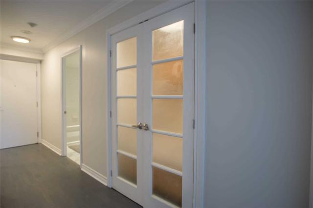 237 - 250 Wellington St N, Condo with 1 bedrooms, 1 bathrooms and 1 parking in Toronto ON | Image 4