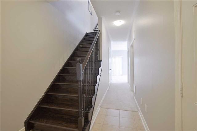 07 - 3350 Thomas St, Townhouse with 3 bedrooms, 4 bathrooms and 1 parking in Mississauga ON | Image 2