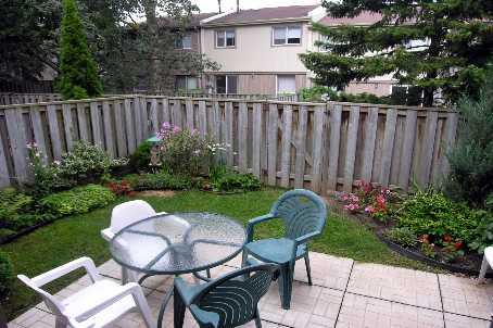 36 - 3500 Glen Erin Dr, Townhouse with 3 bedrooms, 2 bathrooms and 2 parking in Mississauga ON | Image 9