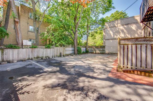 unit 1 - 19 Lowther Ave, House detached with 2 bedrooms, 2 bathrooms and 1 parking in Toronto ON | Image 15