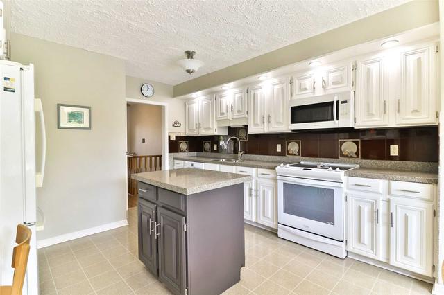 1528 Clearwater Dr, House detached with 3 bedrooms, 2 bathrooms and 5 parking in Mississauga ON | Image 37